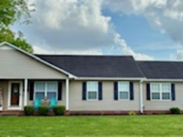 253 Red Maple Street , Bowling Green, KY 42104