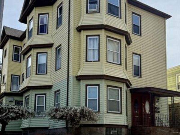 42-44 Wing Street, New Bedford, MA 02740