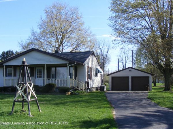 7064 E Clinton Trail, Eaton Rapids, MI 48827