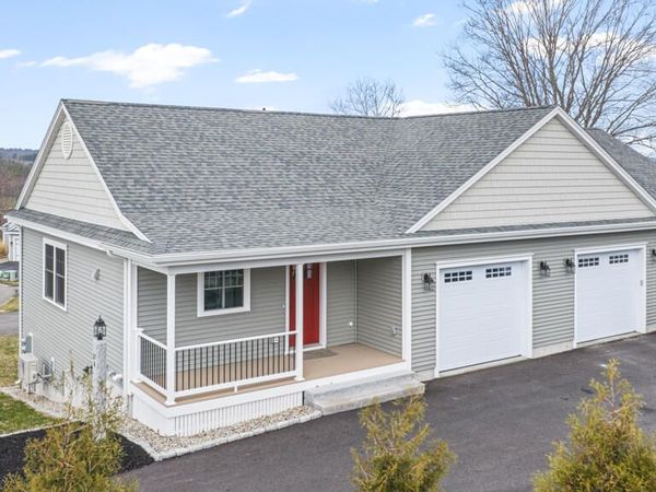 27 Callaway Drive, Unit 13A, Gray, ME 04039