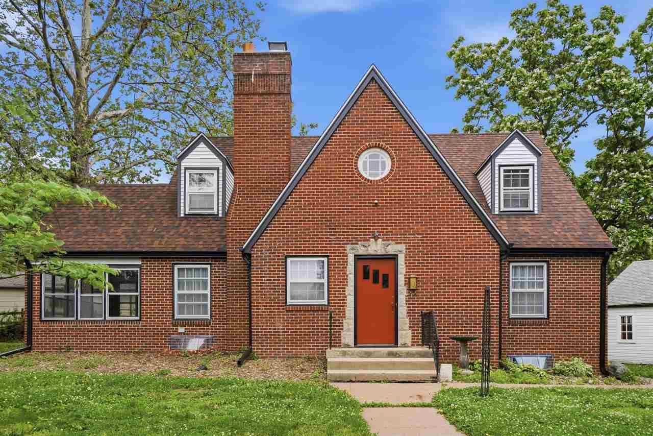 1119 Hyde Dr, Des Moines, IA 50315 Main Photo