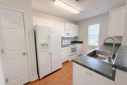 111 Cottontail Lane  photo 4