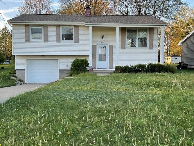 1828 Basil Avenue, Youngstown, OH 44514 Photo 1