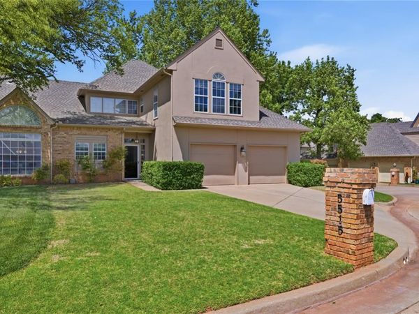 5515 Fairway Drive, Edmond, OK 73025