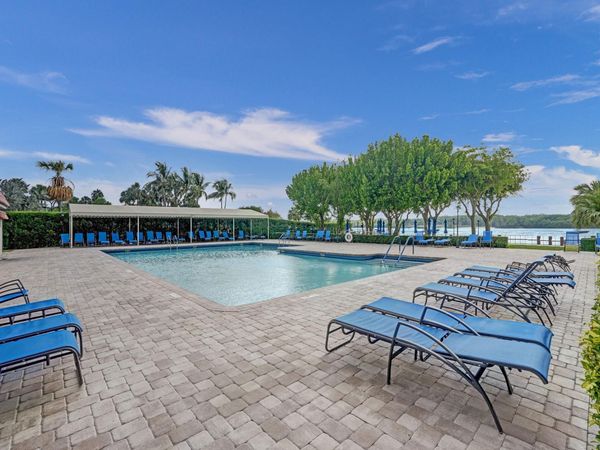 2121 N Ocean Boulevard, Boca Raton, FL 33431