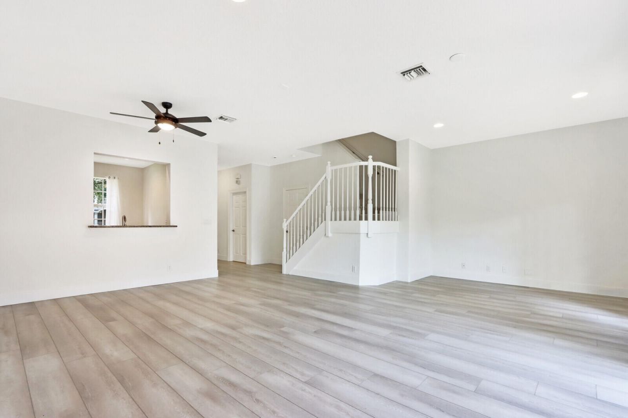 8021 Murano Circle, Palm Beach Gardens, FL 33418 Photo