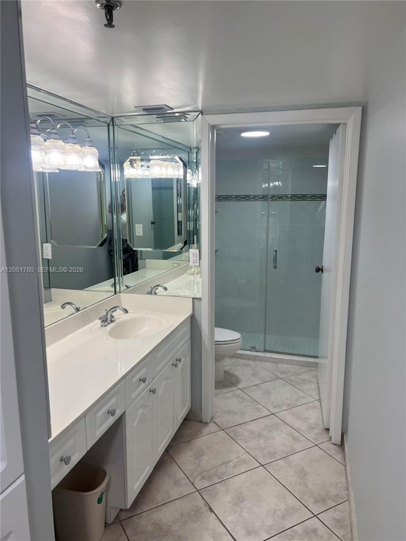 2625 Collins Ave, Unit 1101, Miami Beach, FL 33140 Photo