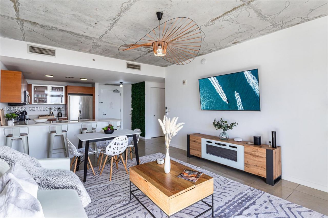 3250 NE 1st Ave , Unit 913, Miami, FL 33137 Photo