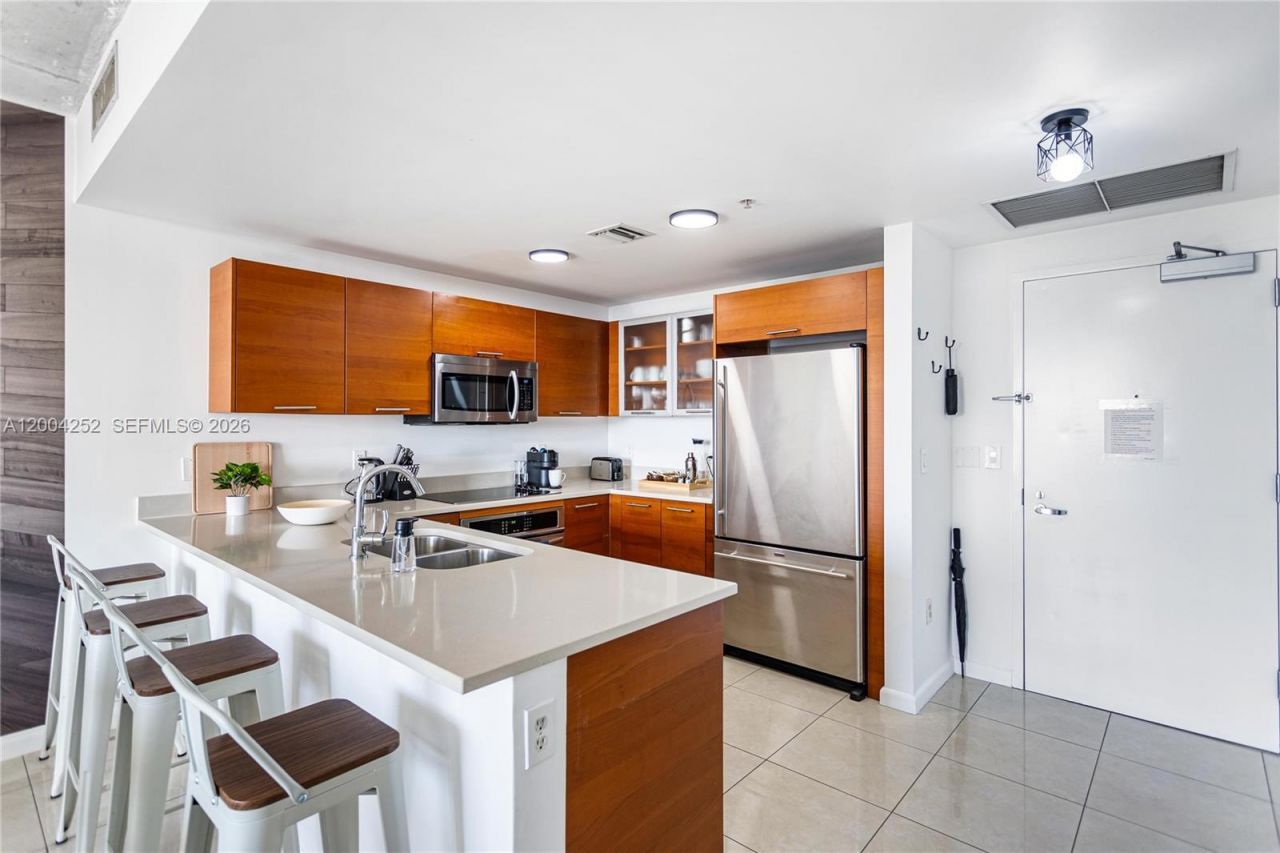 3250 NE 1st Ave , Unit 913, Miami, FL 33137 Photo