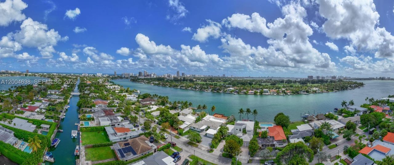 1690 Daytonia Rd , Miami Beach, FL 33141 Photo