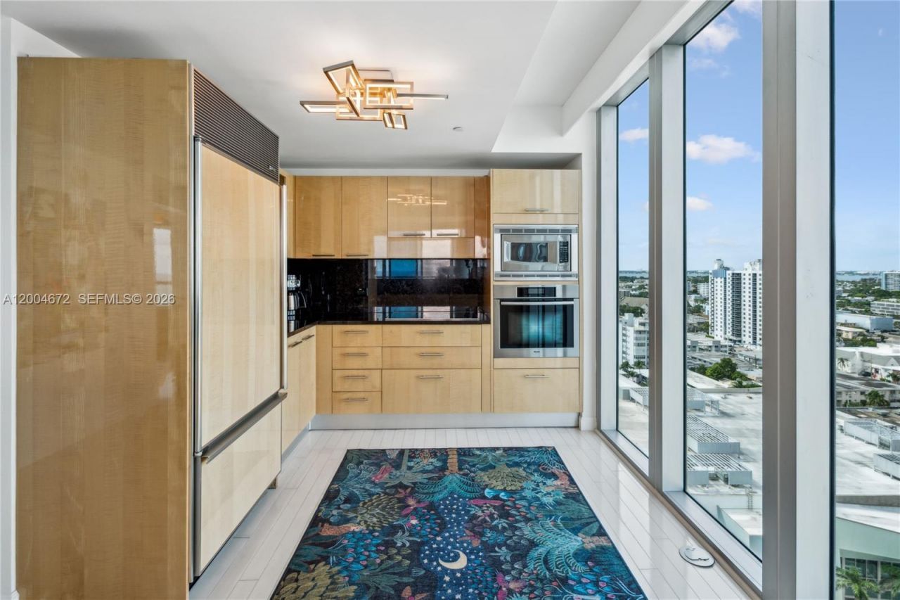 6799 Collins Ave , Unit 1602, Miami Beach, FL 33141 Photo