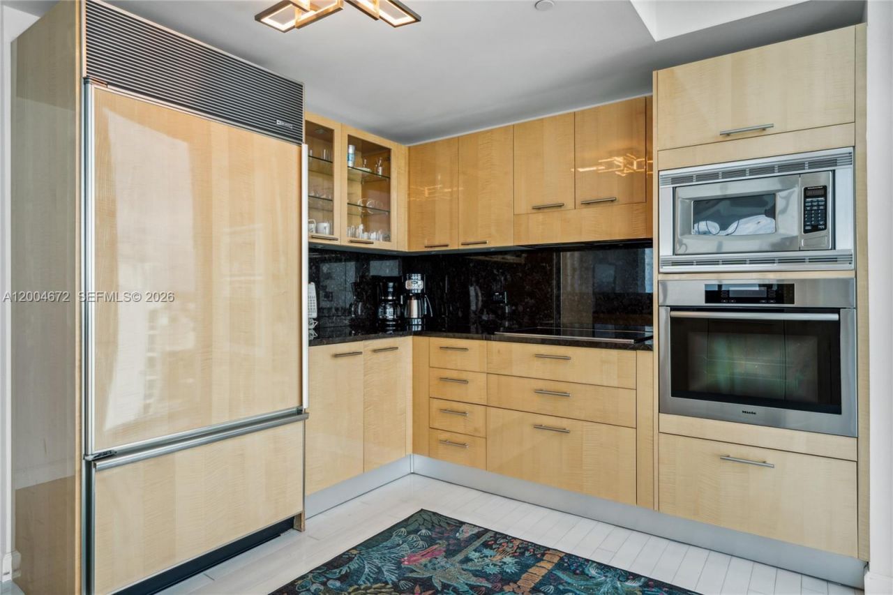 6799 Collins Ave , Unit 1602, Miami Beach, FL 33141 Photo