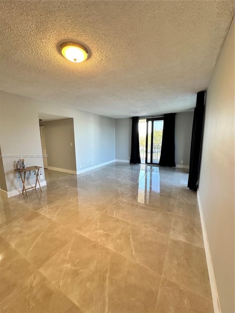 901 Hillcrest Dr , Unit 315, Hollywood, FL 33021 Photo