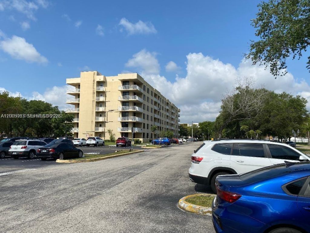901 Hillcrest Dr , Unit 315, Hollywood, FL 33021 Photo