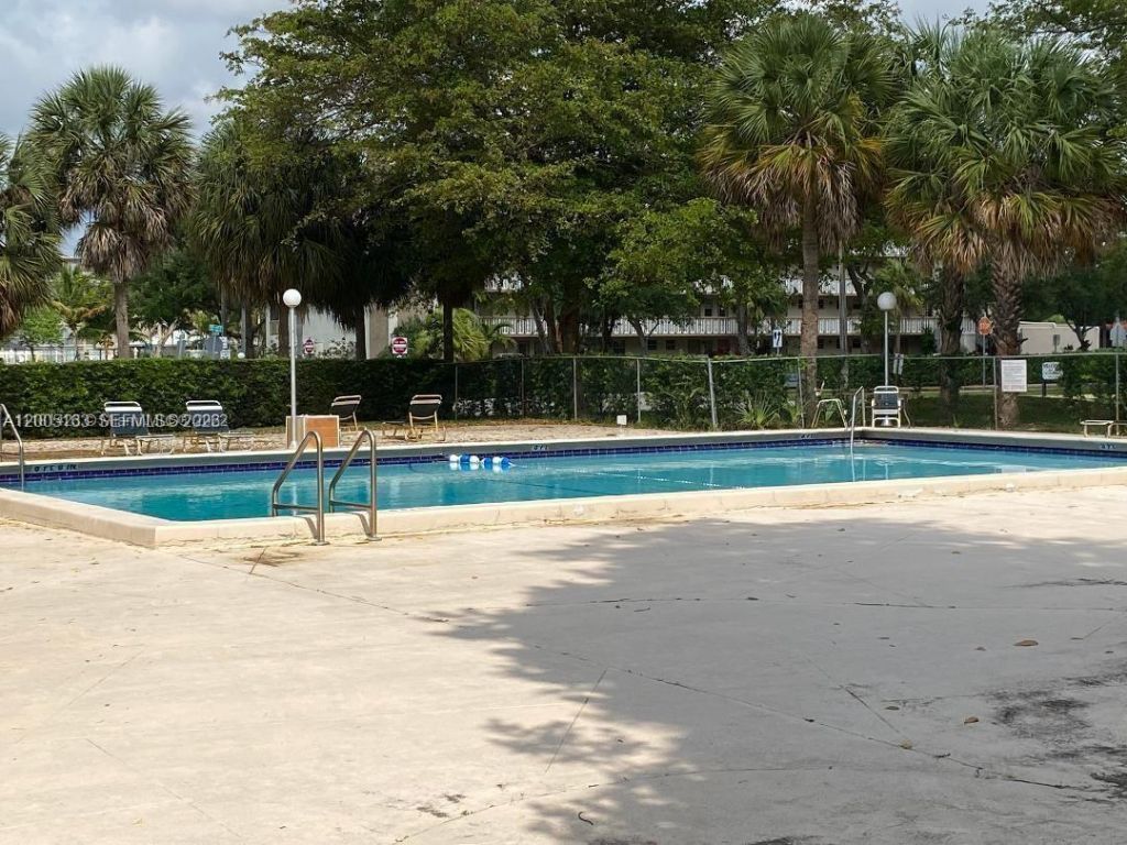 901 Hillcrest Dr , Unit 315, Hollywood, FL 33021 Photo