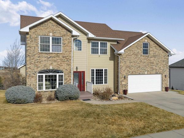 6530 WELLINGTON DR, Rapid City, SD 57702