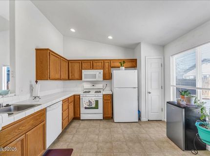 2202 Ellice Way, Fernley, NV 89408 Photo