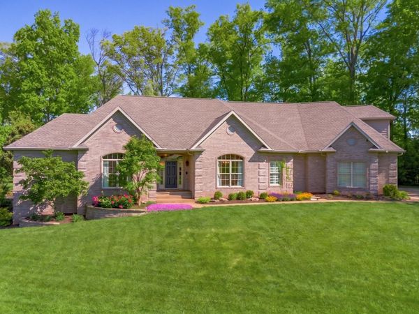 11630 Cedarwood Court, Evansville, IN 47712
