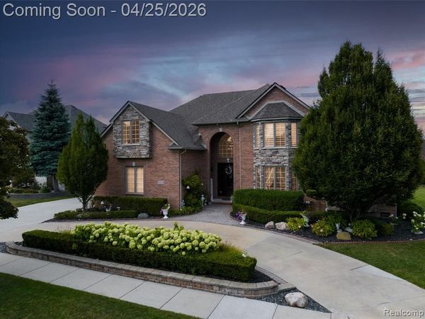 14229 Mandarin Drive, Shelby Twp, MI 48315