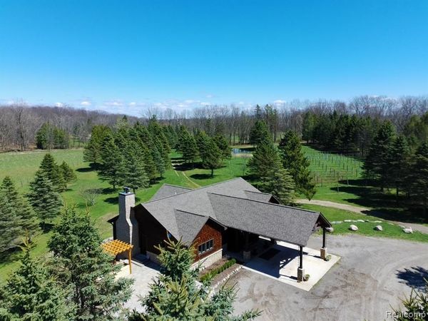 5785 Baldwin Road, Metamora Twp, MI 48371