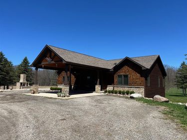 5785 Baldwin Road, Metamora Twp, MI 48371