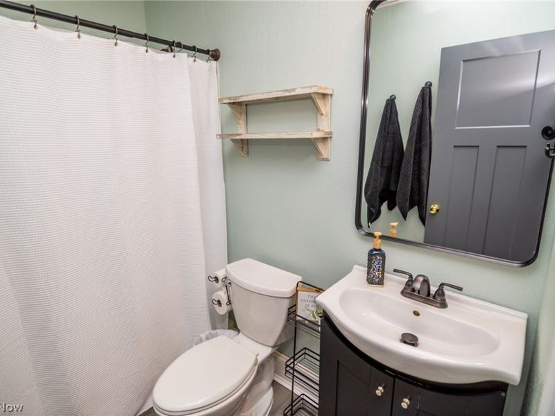 4055 Highland Avenue, Shadyside, OH 43947 Photo 8