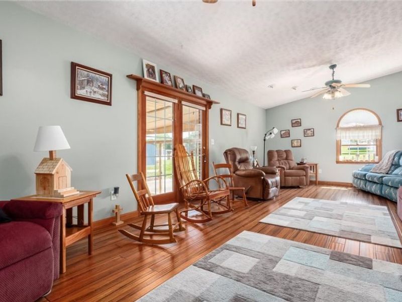 3020 Broadvue Circle, Zanesville, OH 43701 Photo 12