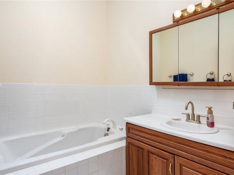 3020 Broadvue Circle, Zanesville, OH 43701 Photo 22