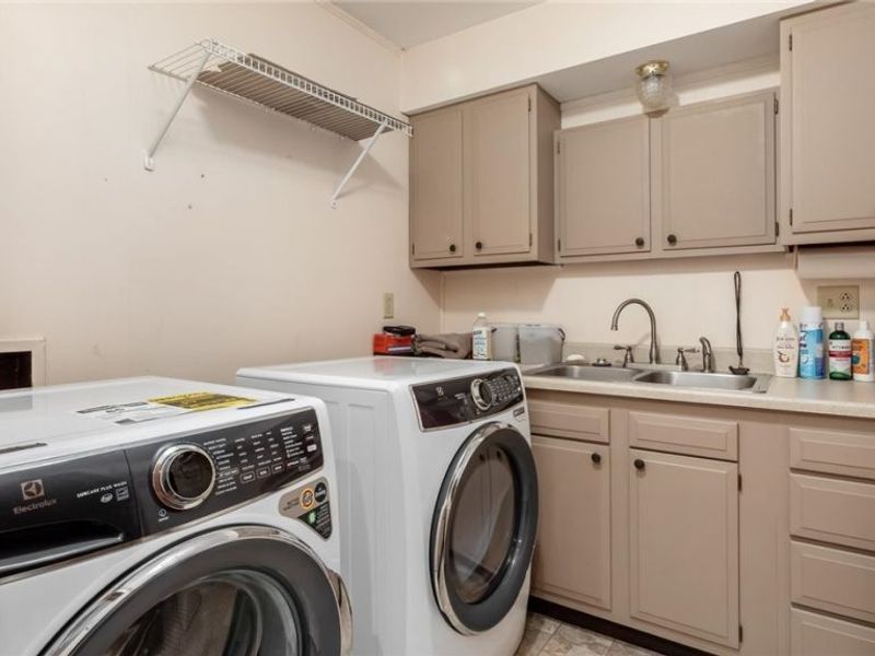 3020 Broadvue Circle, Zanesville, OH 43701 Photo 27