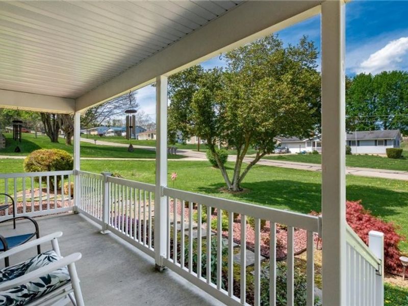 3020 Broadvue Circle, Zanesville, OH 43701 Photo 3