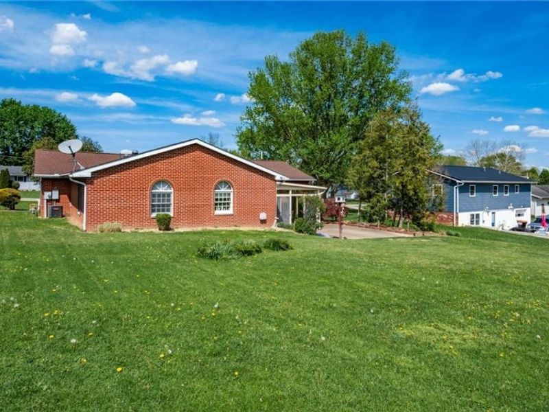 3020 Broadvue Circle, Zanesville, OH 43701 Photo 31