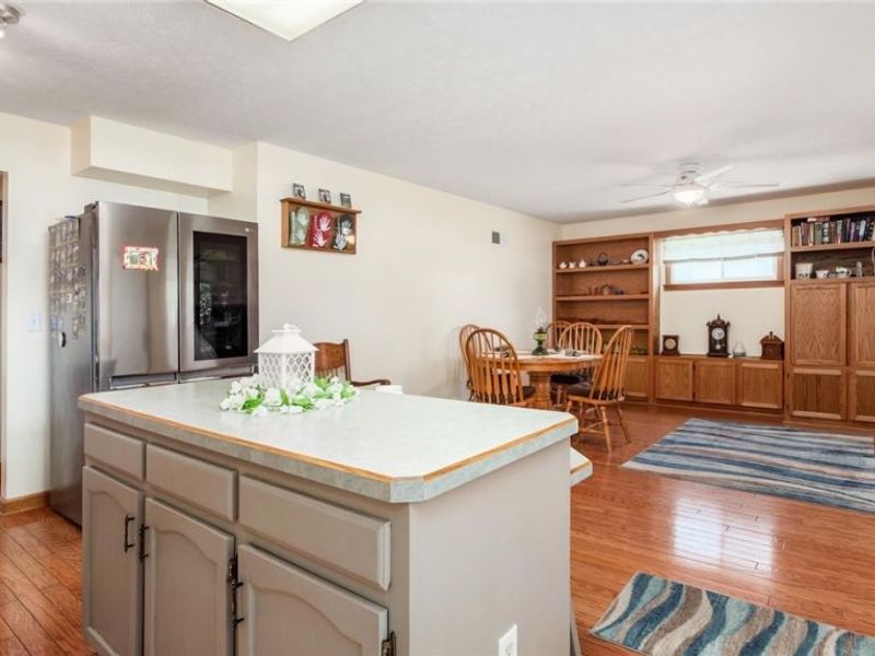 3020 Broadvue Circle, Zanesville, OH 43701 Photo 7