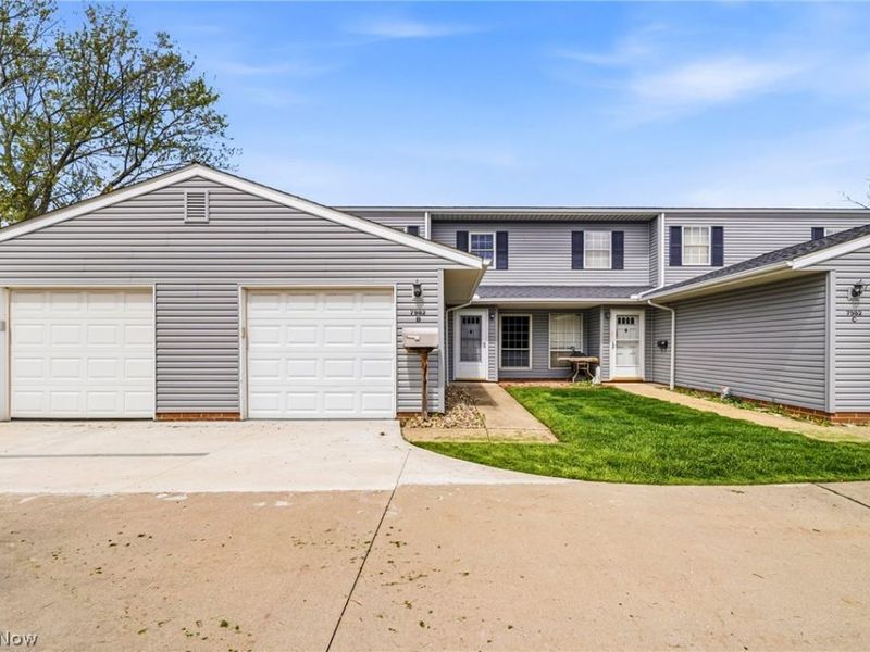 7982 Colonial Drive , Mentor, OH 44060 Photo 1