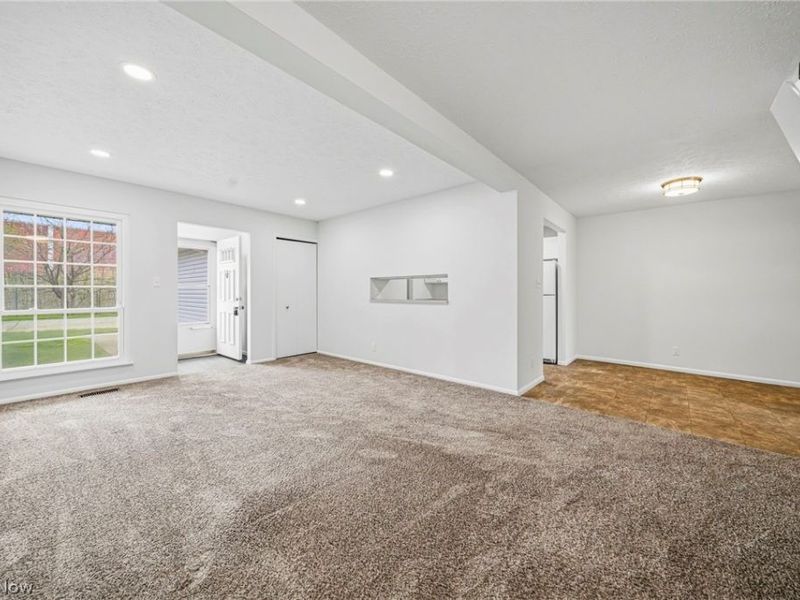 7982 Colonial Drive , Mentor, OH 44060 Photo 2