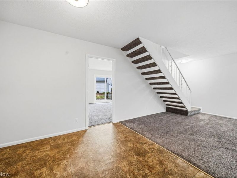 7982 Colonial Drive , Mentor, OH 44060 Photo 6