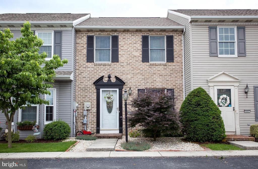 654 PARK RIDGE DRIVE, MECHANICSBURG, PA 17055