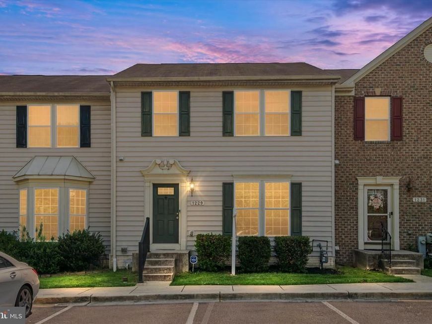 1229 Graycliff Lane, Odenton, MD 21113 Main Photo