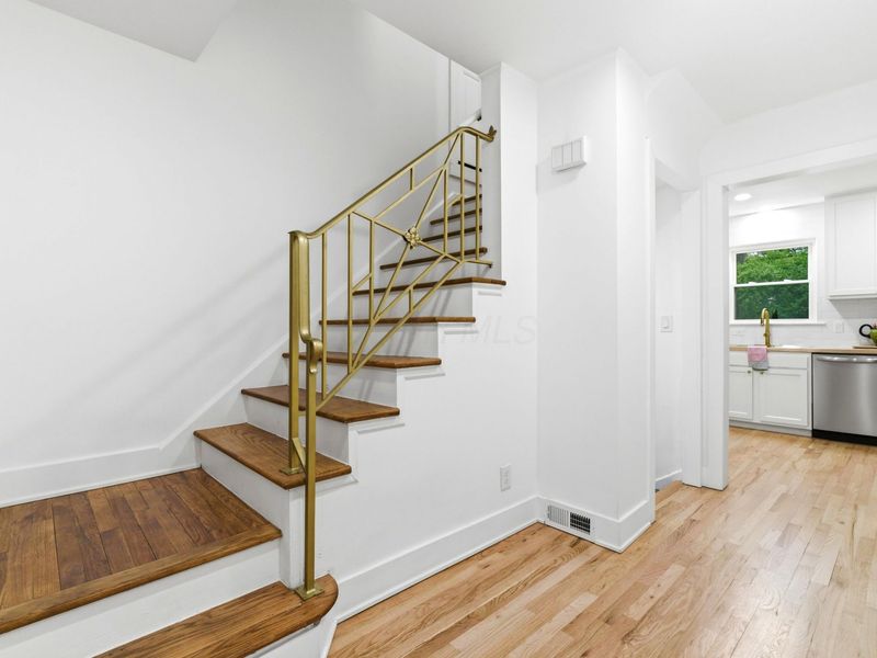 142 S Gould Road, Columbus, OH 43209 Photo 12