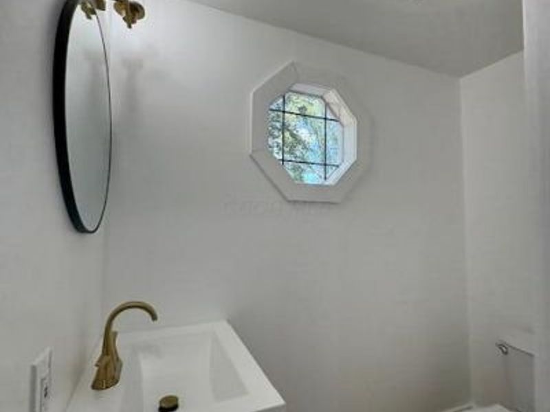 142 S Gould Road , Columbus, OH 43209 Photo 21