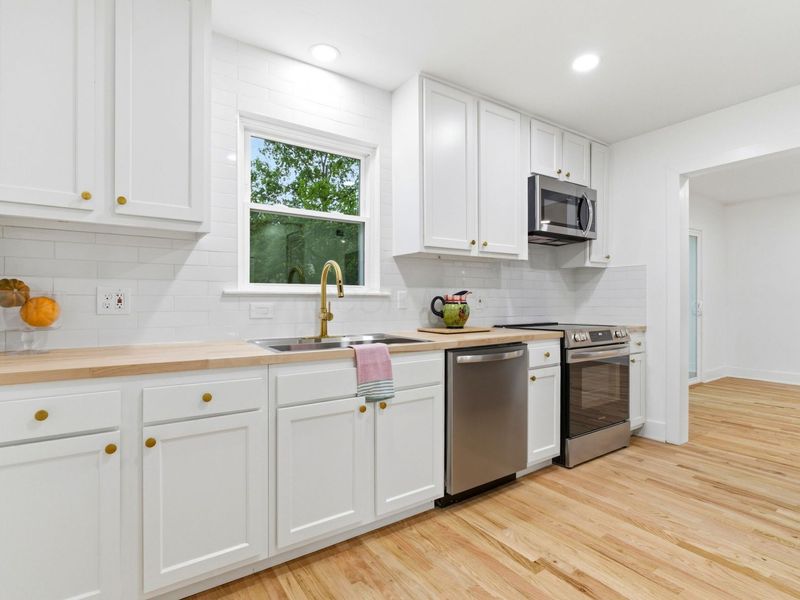 142 S Gould Road, Columbus, OH 43209 Photo 22