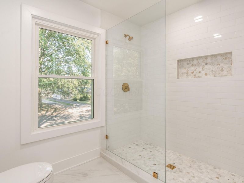 142 S Gould Road , Columbus, OH 43209 Photo 25