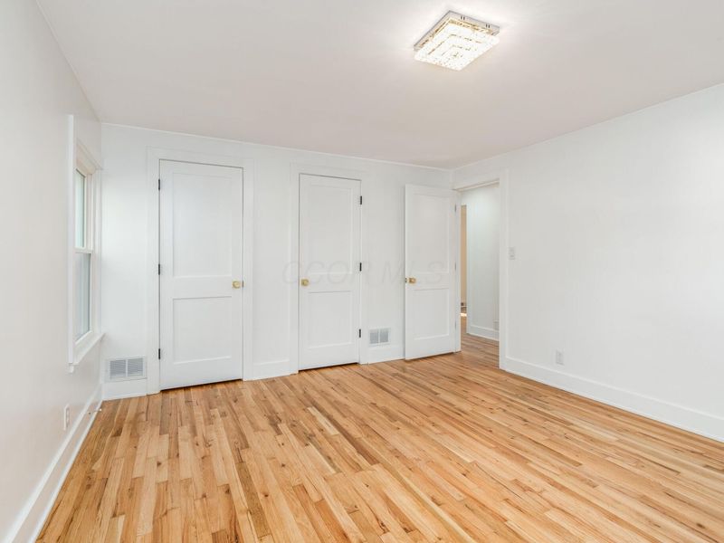 142 S Gould Road , Columbus, OH 43209 Photo 33