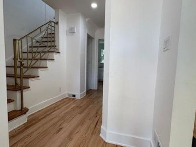 142 S Gould Road , Columbus, OH 43209 Photo 7