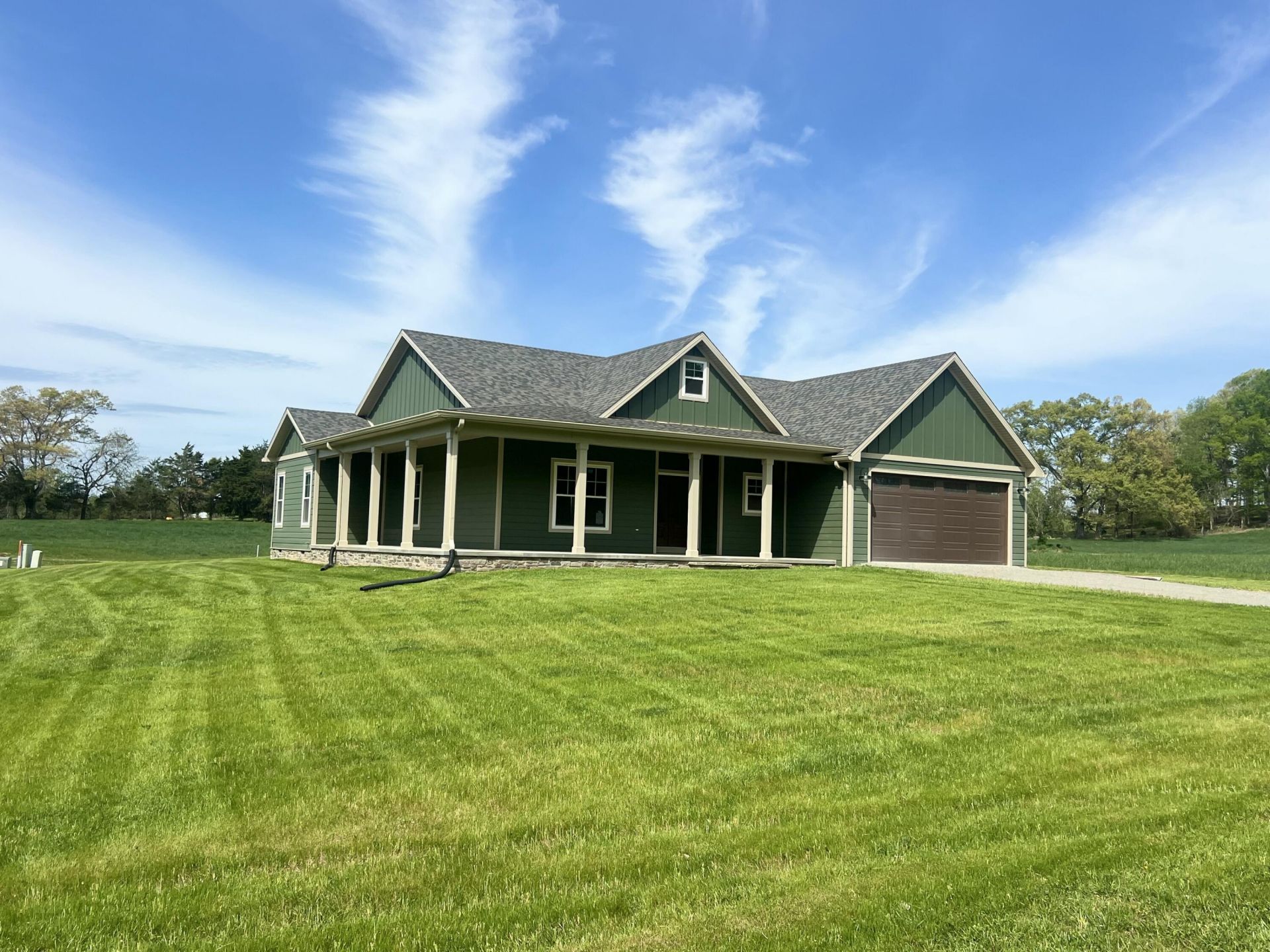 512 Cliffside Drive, Russell Springs, KY 42642