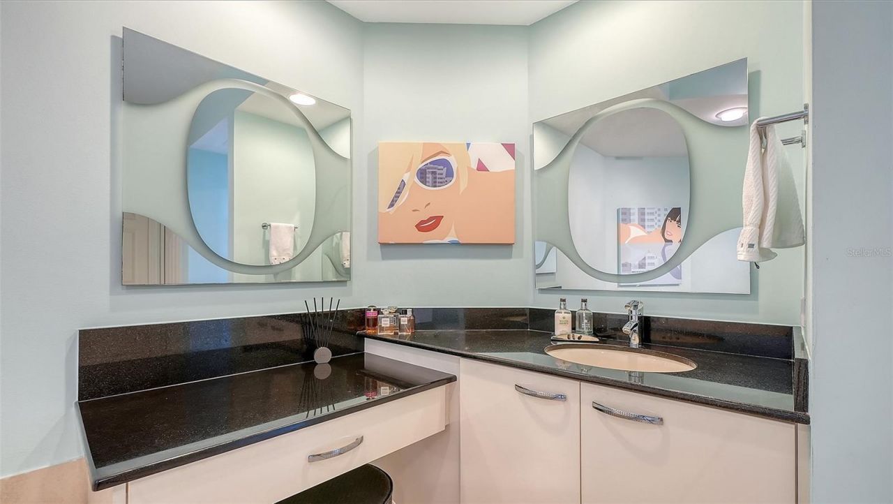 409 North Point Road, Unit 401, Osprey, FL 34229 Photo