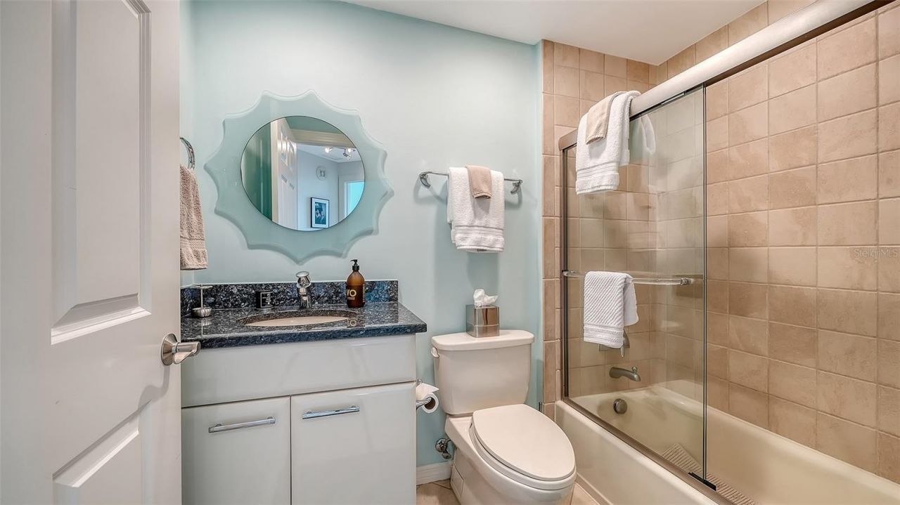 409 North Point Road, Unit 401, Osprey, FL 34229 Photo