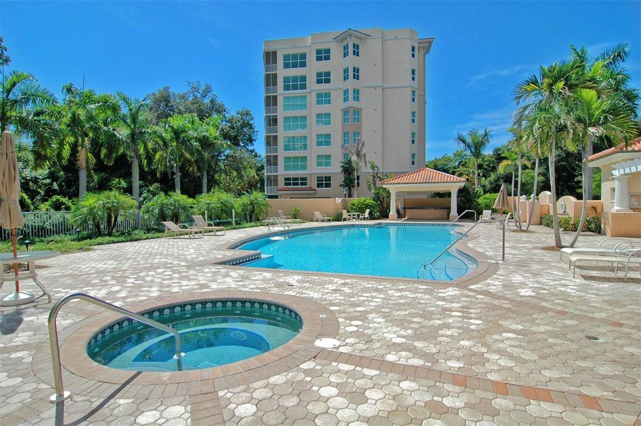 409 North Point Road, Unit 401, Osprey, FL 34229 Photo