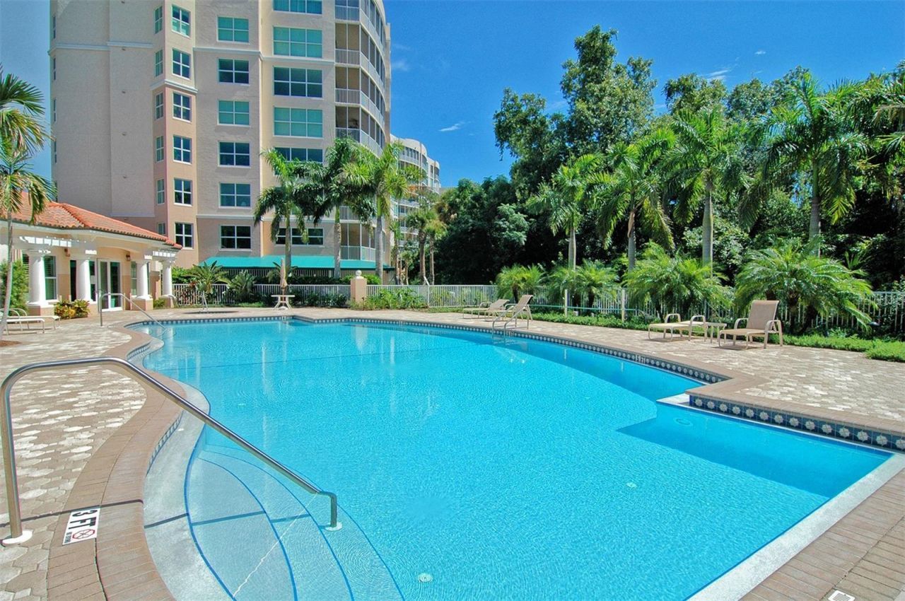 409 North Point Road, Unit 401, Osprey, FL 34229 Photo