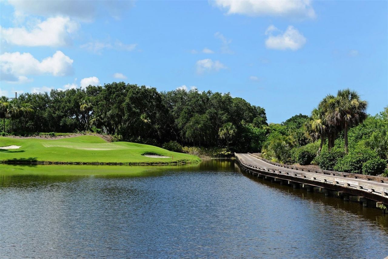 409 North Point Road, Unit 401, Osprey, FL 34229 Photo