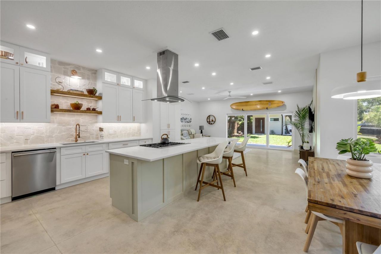 3211 Saxon Drive, New Smyrna Beach, FL 32169 Photo